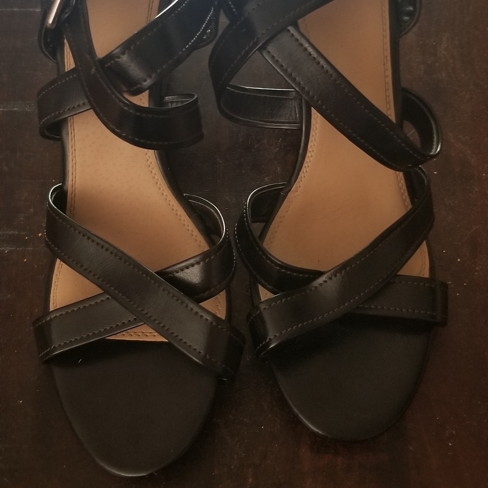 Fioni Wedge Heels